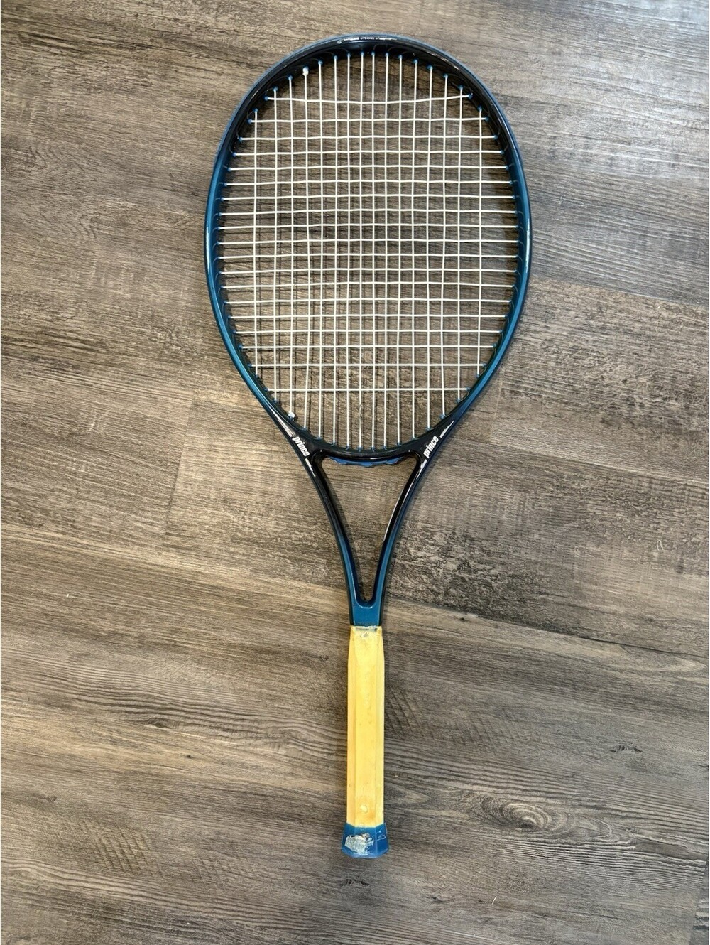 Prince Graphite Pro XB Mid-Plus Tennis Racquet Grip Size 4 1/2 VTG